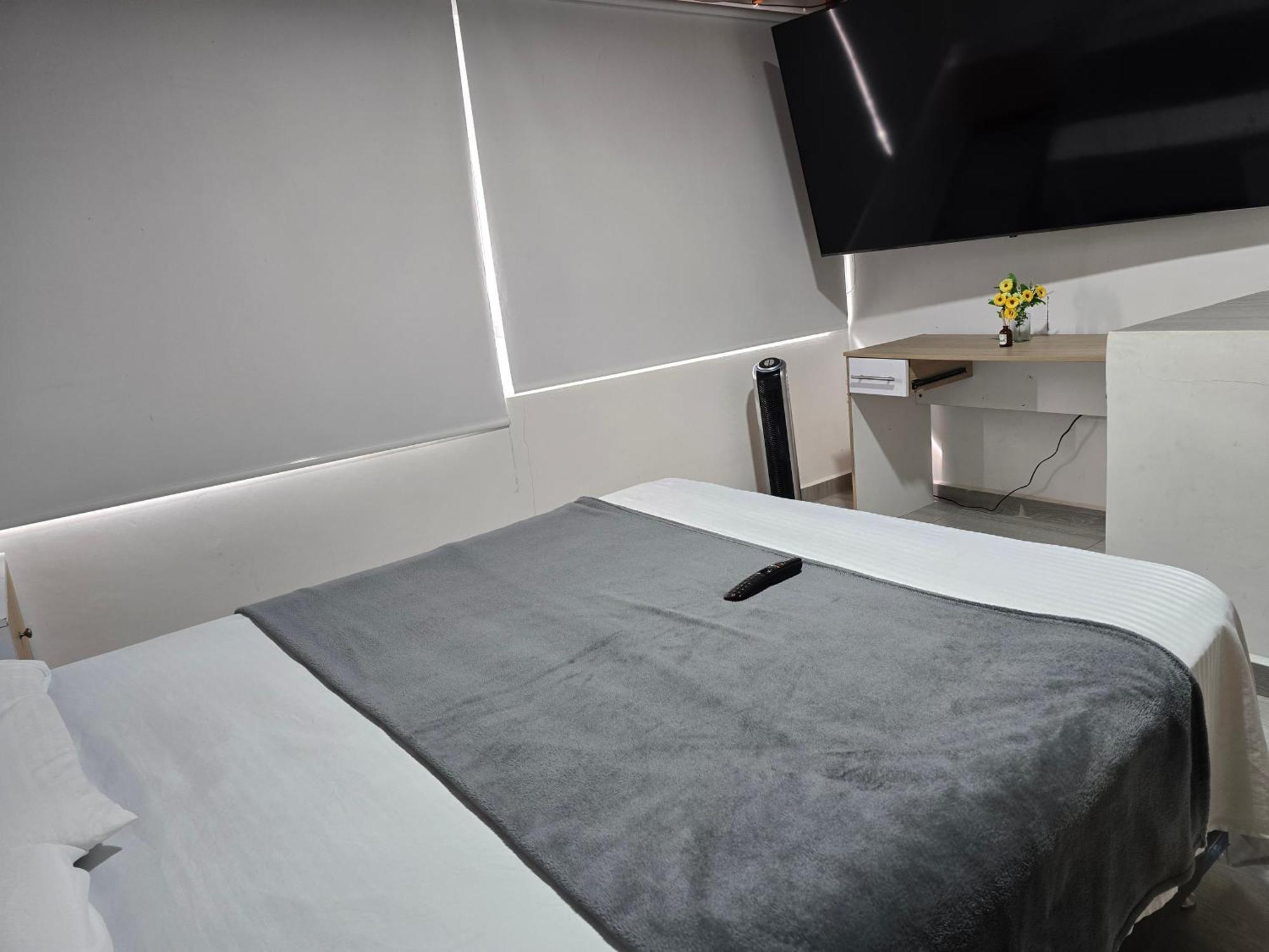 Apartamento Guatape Plaza Exteriör bild